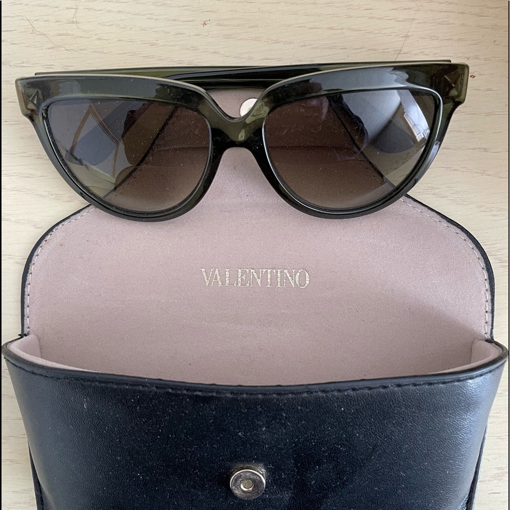VALENTINO SUNGLASSES dark green, cat-eye style